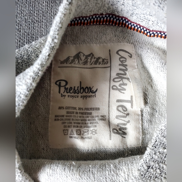 University of California long sleeve sz small - Picture 2 of 2